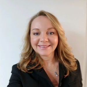 Meet your Posher, Libby